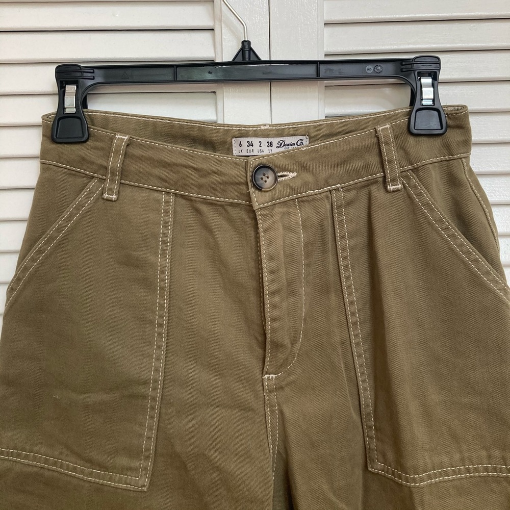 Cargo green pants